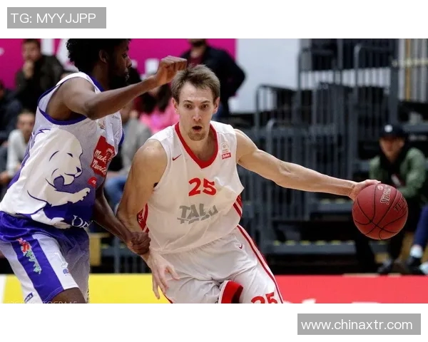 勇士与骑士对决精彩回顾四月六日的篮球盛宴不容错过